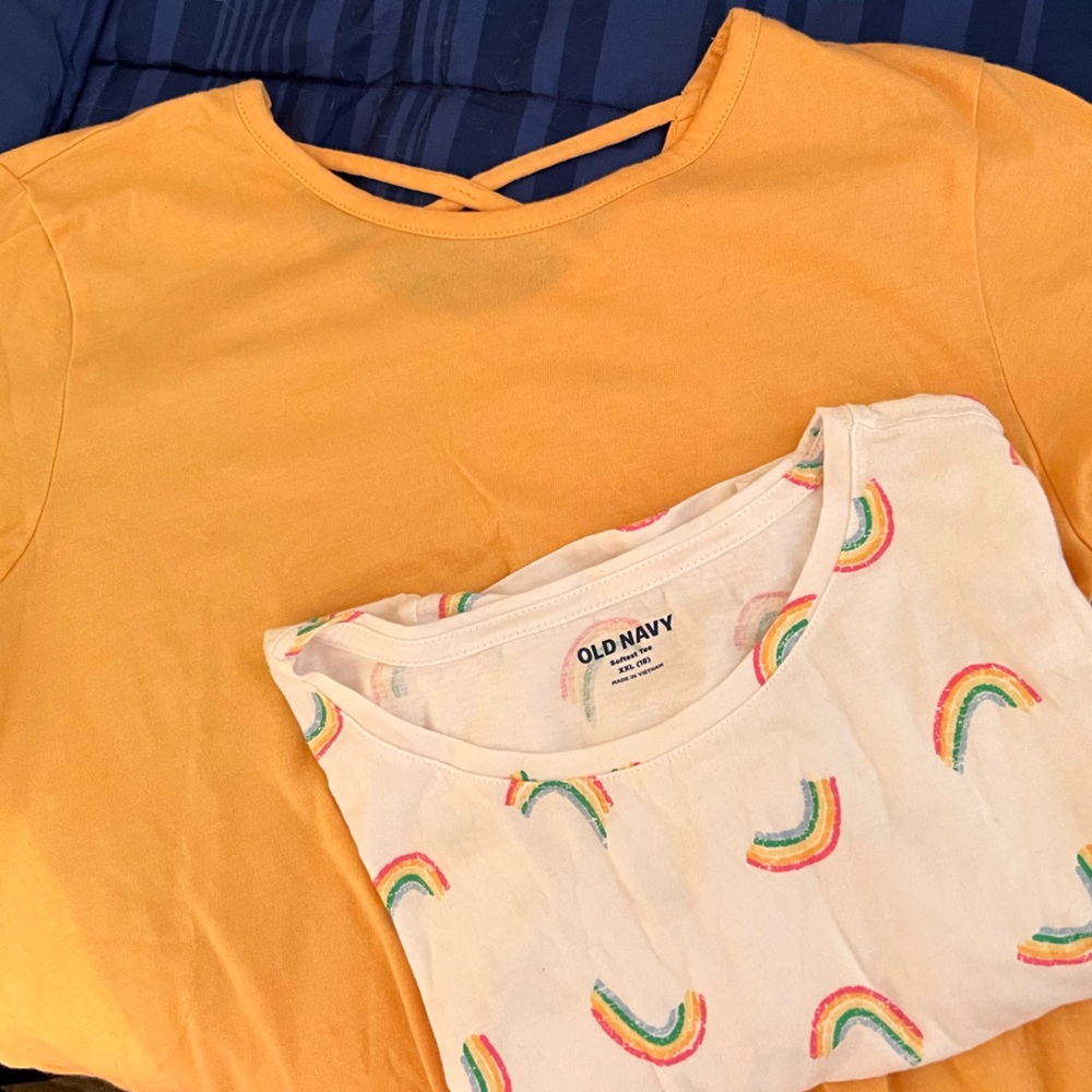 Bundle of 2 Old Navy girls T-shirts 16/ 18. One has cross hatch on back. BNWOT